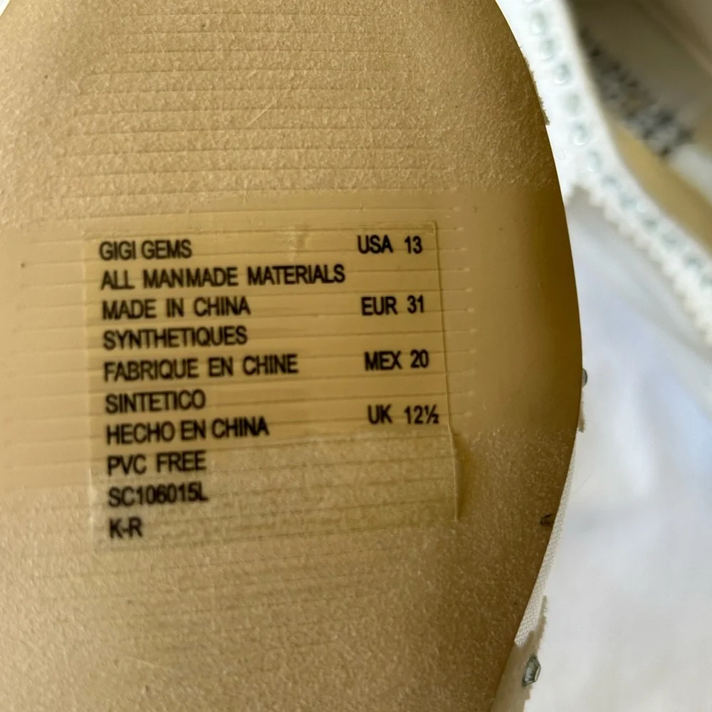 Bartley Mischa Gigi Gem NWOT girls dress flat. Communion/bridal ready. Perfect